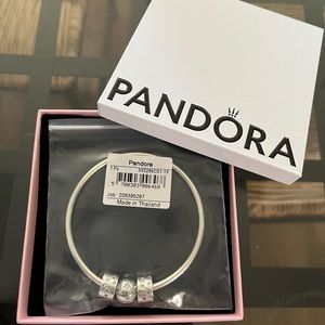 Limited Edition Pandora bracelet/bangle Stars & Galaxy with matching clips